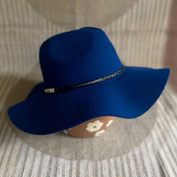 Abercrombie Wool Hat - Picture 5 of 9